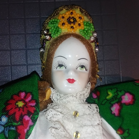 Handmade International Doll Mixed Media 1998 - Picture 2 of 6